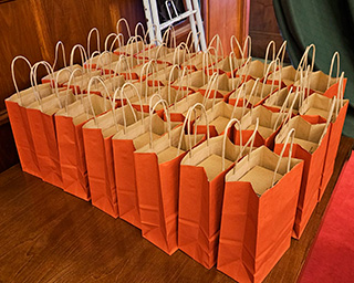 packs de merchandising en santander