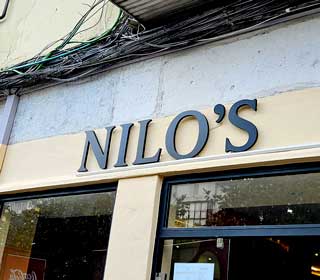 Colocación-de-letras-corpóreas-para-restaurante-en-Santander