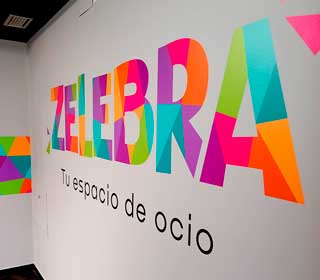 Decoración-de-centro-de-ocio-en-Torrelavega-Cantabria